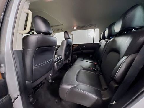Used 2022 Nissan Armada SL image 25