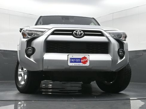 Used 2023 Toyota 4Runner SR5 Premium w/ Moonroof Package RWD image 26