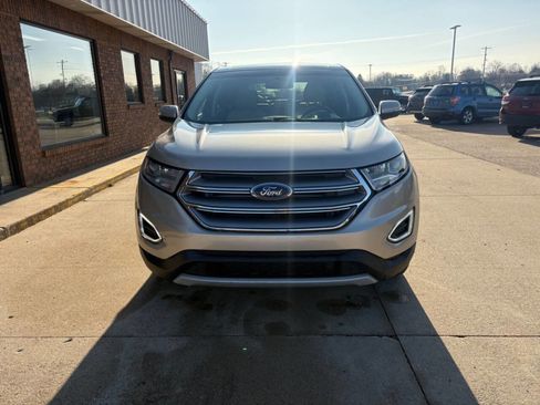 Used 2018 Ford Edge SEL w/ Equipment Group 201A image 2