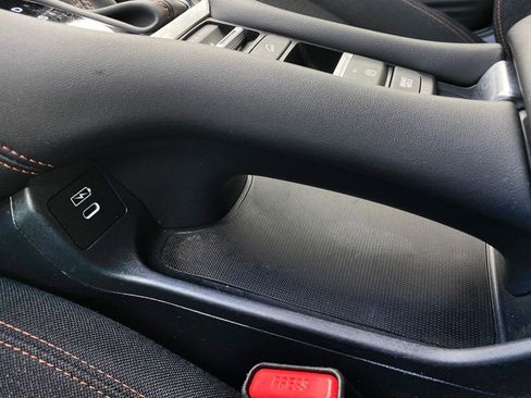 Used 2024 Honda HR-V Sport image 18