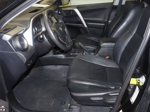 Used 2016 Toyota RAV4 LE image 6