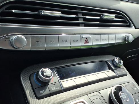 Used 2021 Hyundai Palisade Limited image 14