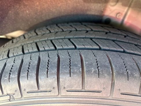 Used 2012 Honda CR-V EX image 2