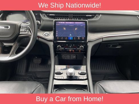 Used 2022 Jeep Grand Cherokee Overland AWD/4WD image 12