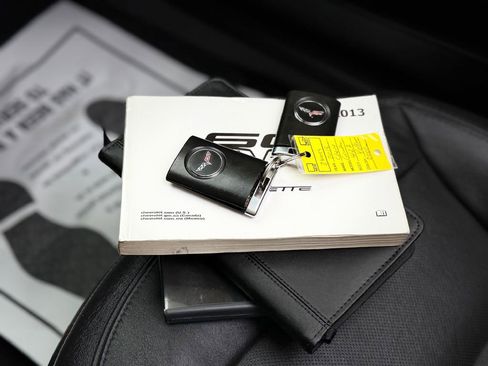 Used 2013 Chevrolet Corvette 427 w/ 1SB Preferred Equipment Group image 59