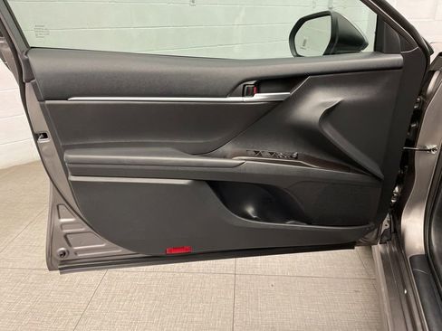 Used 2024 Toyota Camry SE FWD image 20