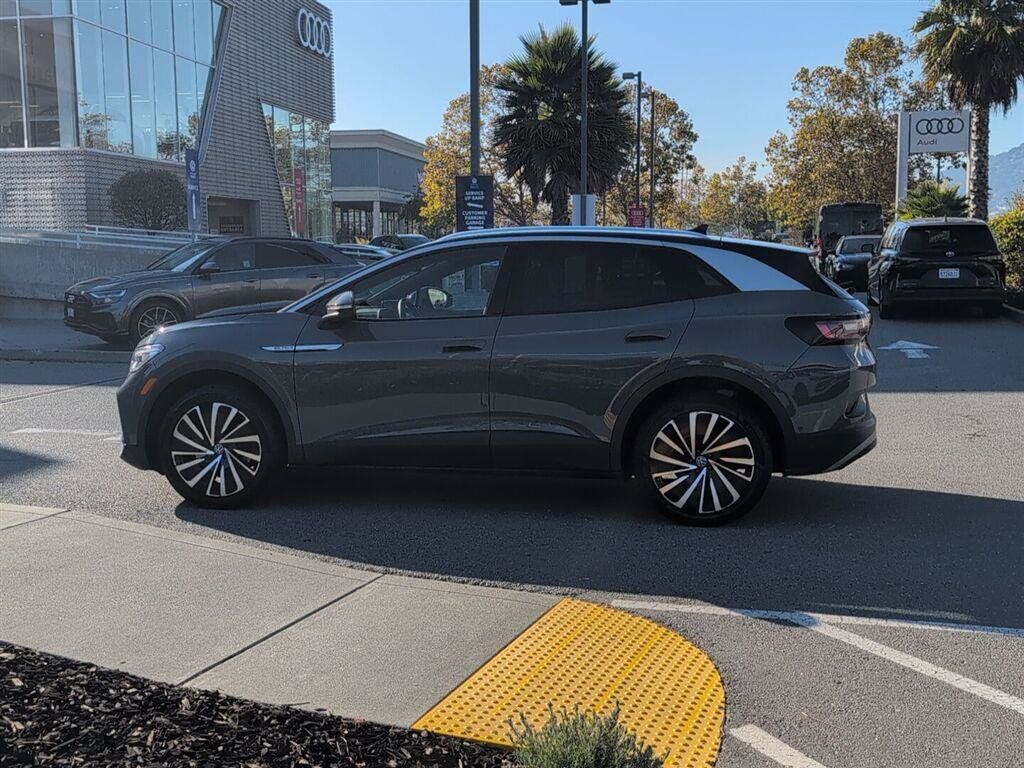 Used 2023 Volkswagen ID.4 Pro S Plus AWD/4WD image 9