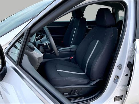 Certified 2025 Hyundai Sonata SEL FWD image 8