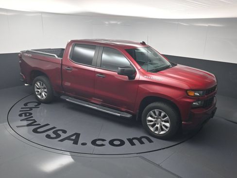 Used 2019 Chevrolet Silverado 1500 Custom w/ Custom Value Package AWD/4WD image 23