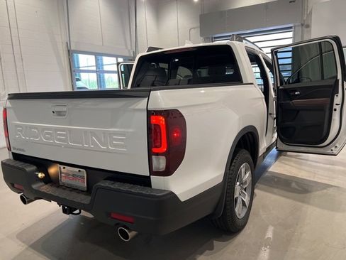 Used 2025 Honda Ridgeline RTL image 16