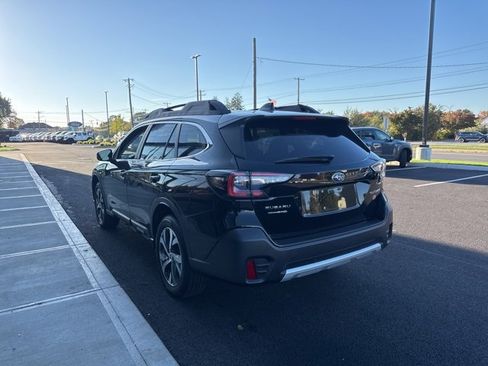 Used 2021 Subaru Outback Limited image 6