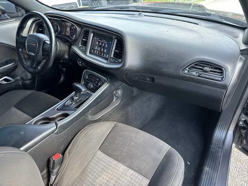 Used 2022 Dodge Challenger GT RWD image 14