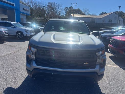 Used 2025 Chevrolet Silverado 1500 W/T image 3