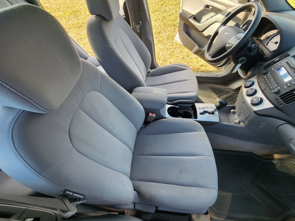 Used 2007 Hyundai Elantra GLS FWD image 8
