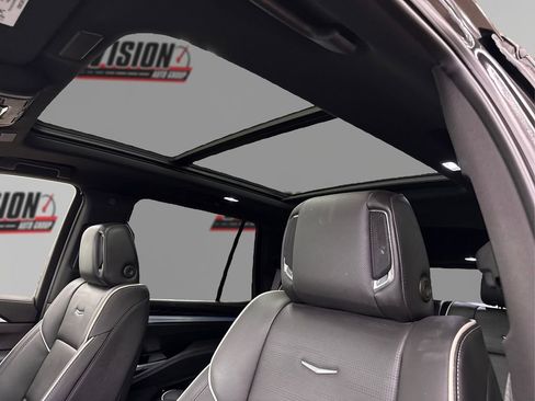 Used 2025 Cadillac Escalade Sport w/ Touring Package image 22