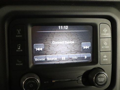Used 2018 Jeep Wrangler Unlimited Sport S AWD/4WD image 32