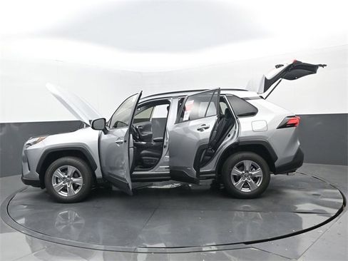 New 2025 Toyota RAV4 XLE image 32