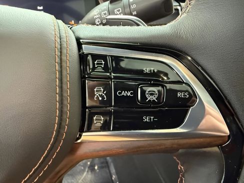 New 2025 Jeep Grand Cherokee Summit image 20