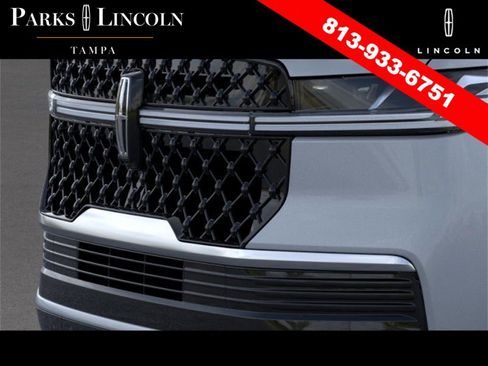 New 2025 Lincoln Navigator Reserve w/ Jet Appearance Package image 40