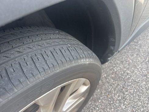 Used 2023 Toyota RAV4 XLE Premium image 2