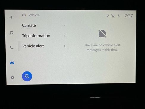 Used 2025 Toyota Highlander XLE image 31