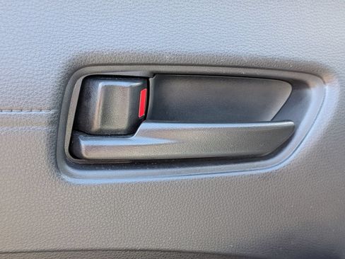 Used 2022 Toyota Corolla Cross LE FWD image 13