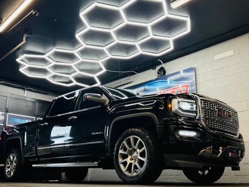 Used 2017 GMC Sierra 1500 Denali AWD/4WD image 1
