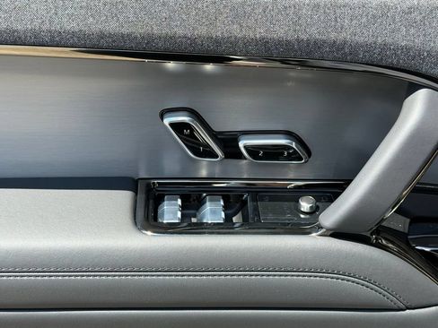 New 2026 Land Rover Range Rover Sport Dynamic SE AWD/4WD image 15