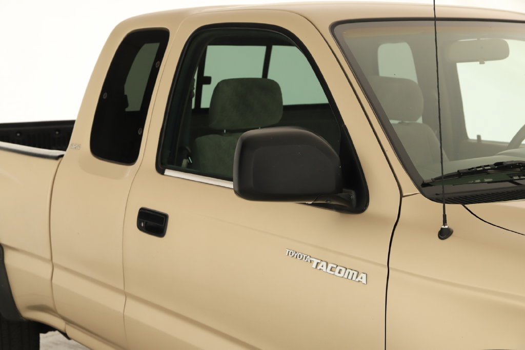 Used 2004 Toyota Tacoma PreRunner w/ Convenience Pkg RWD image 28