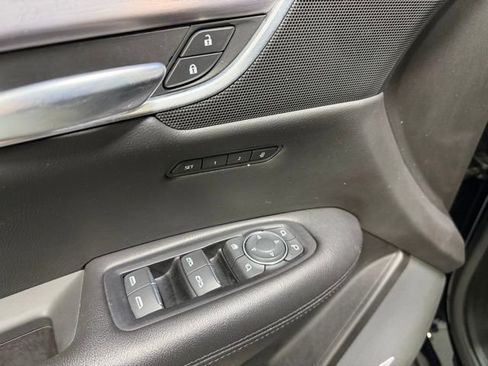 Used 2019 Cadillac XT5 Luxury w/ LPO, Black Ice Package AWD/4WD image 20