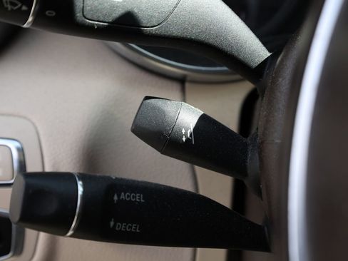 Used 2015 Mercedes-Benz C 300 Sedan image 38