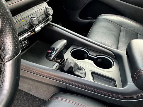 Used 2024 Dodge Durango GT image 15