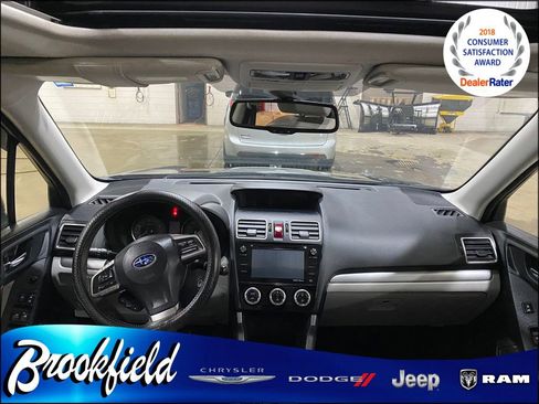 Used 2016 Subaru Forester 2.5i Limited AWD/4WD image 14