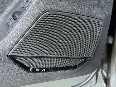 New 2025 Audi Q3 2.0T Premium image 18