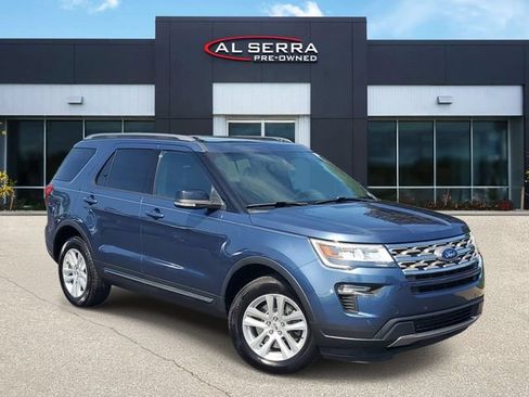 Used 2018 Ford Explorer XLT w/ Equipment Group 202A AWD/4WD image 1
