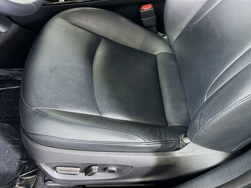 Used 2018 Toyota Prius Prime Advanced image 20