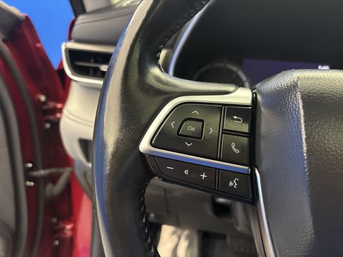 Used 2021 Toyota Highlander Limited AWD/4WD image 15