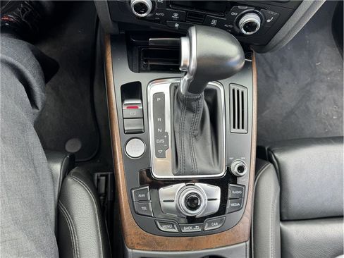 Used 2016 Audi A4 2.0T Premium Plus w/ Technology Package image 11