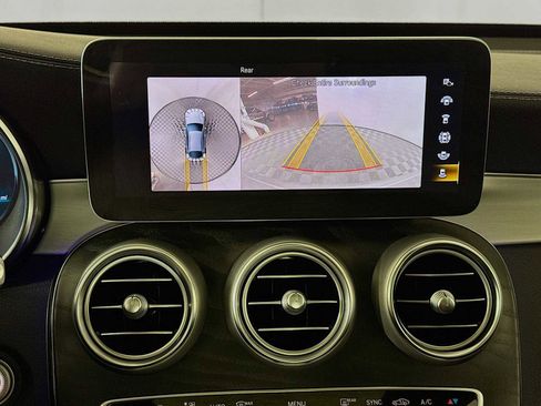 Used 2022 Mercedes-Benz GLC 300 4MATIC Coupe image 15