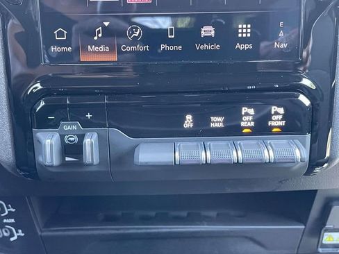 Used 2025 RAM 2500 Tradesman AWD/4WD image 21