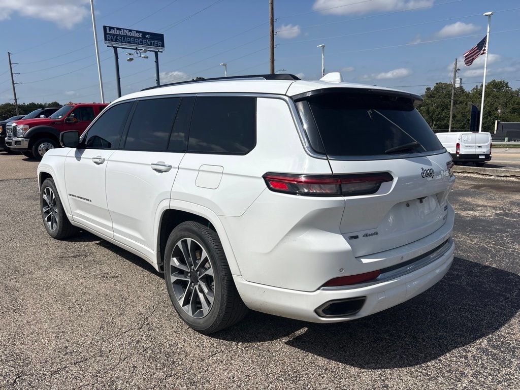 Used 2022 Jeep Grand Cherokee L Overland w/ Luxury Tech Group IV AWD/4WD image 5
