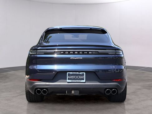Certified 2026 Porsche Cayenne E-Hybrid Coupe AWD/4WD image 7