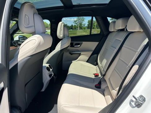New 2026 Mercedes-Benz GLC 300 4MATIC image 17
