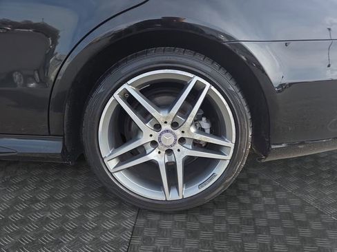 Used 2016 Mercedes-Benz E 350 Sedan image 37