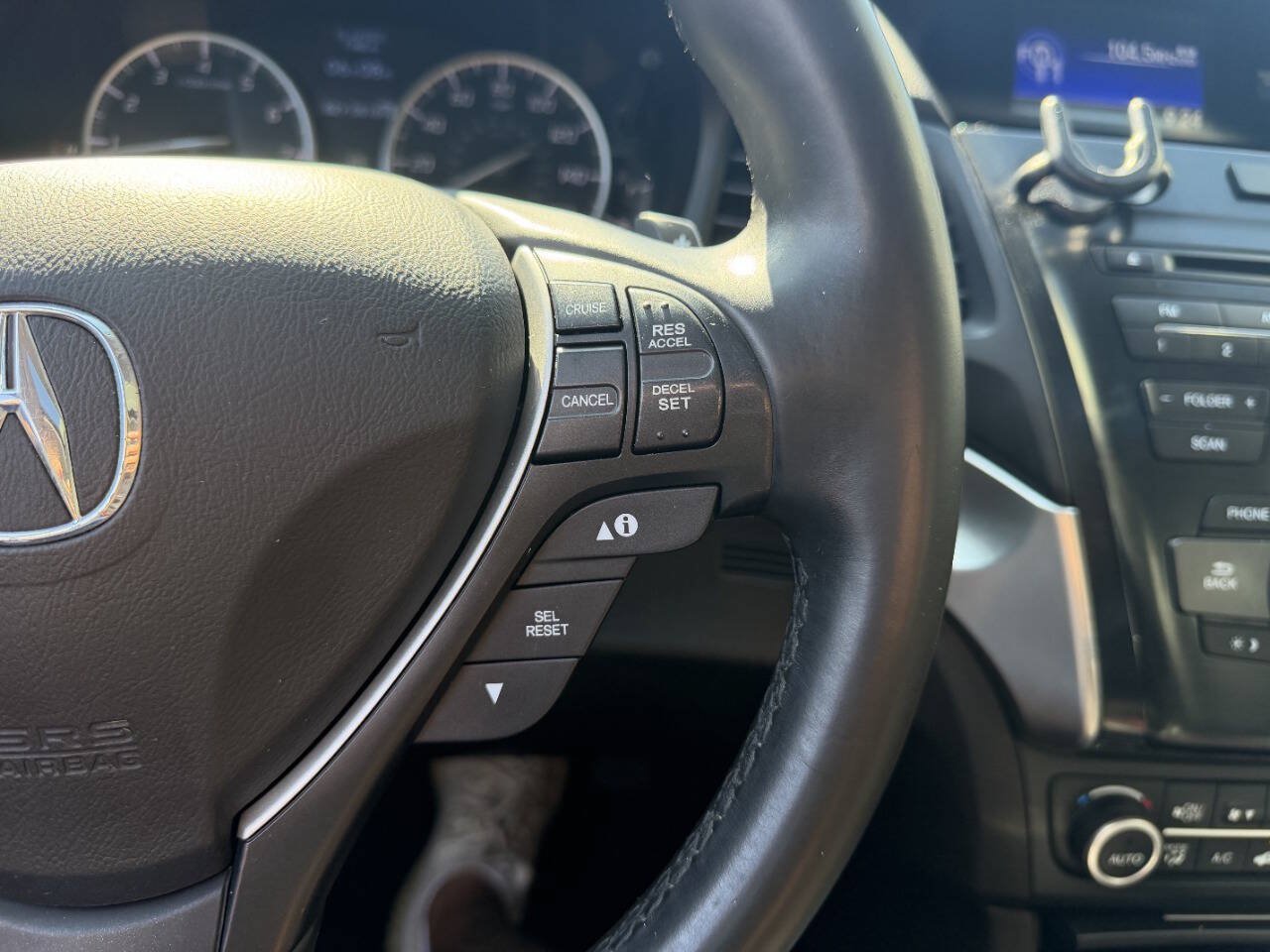 Used 2018 Acura ILX w/ Special Edition Package FWD image 30