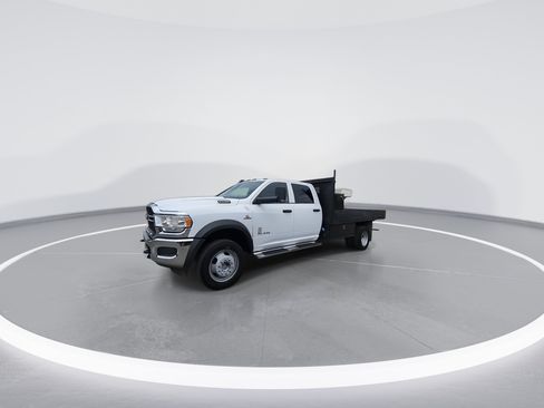 Used 2019 RAM 5500 Tradesman w/ Electrical Accessory Group AWD/4WD image 4