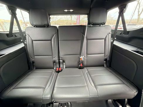 Used 2021 GMC Yukon XL Denali w/ Denali Premium Package image 20