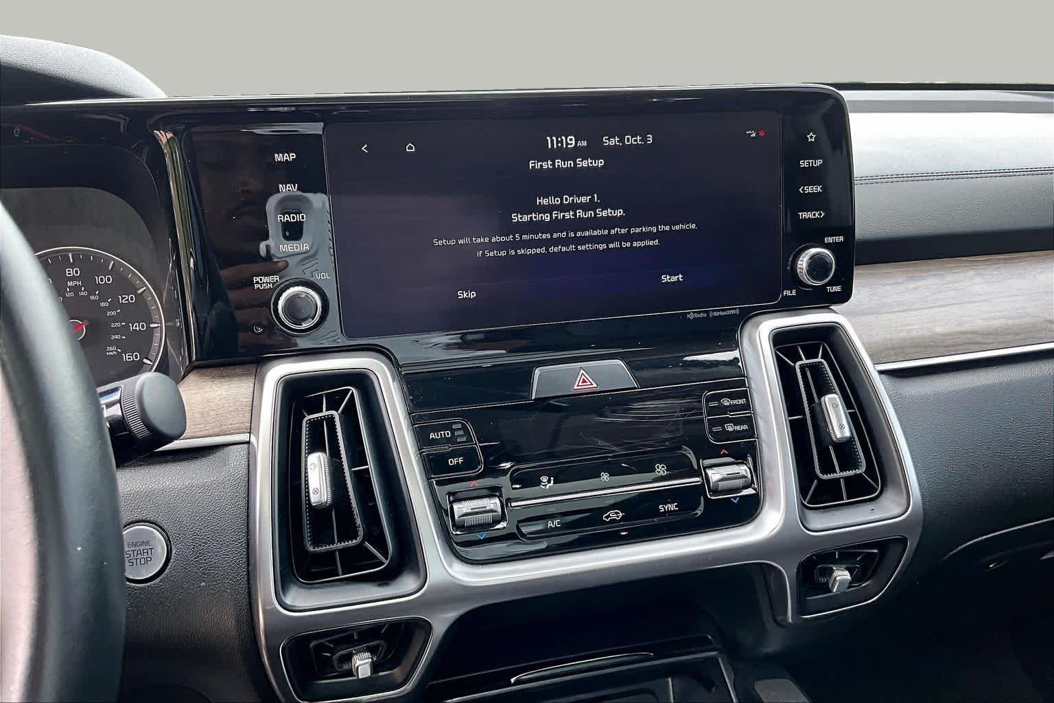 Used 2023 Kia Sorento EX w/ Panoramic Sunroof Package FWD image 7