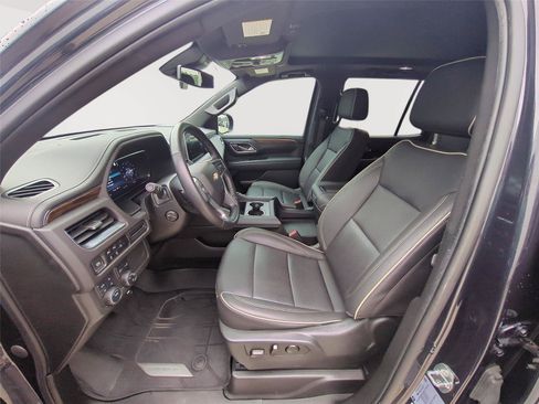 Used 2023 Chevrolet Tahoe Premier AWD/4WD image 15