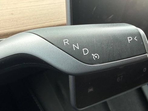 Used 2023 Tesla Model Y Long Range AWD/4WD image 20